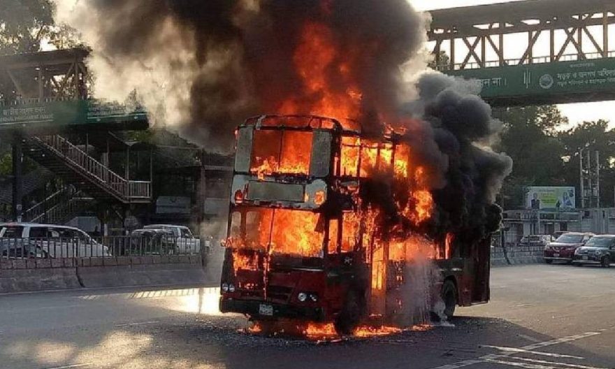 bus fire arson bangladesh